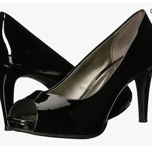 Black Bandolino Shoes Size 7